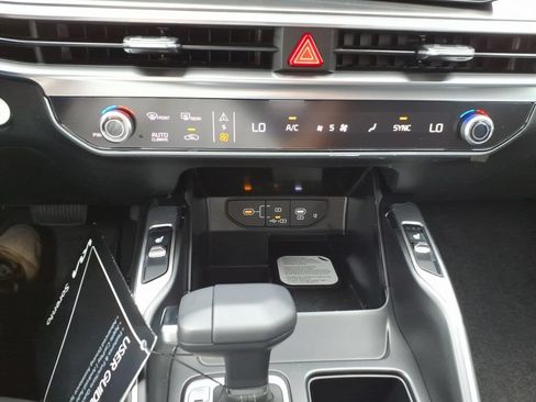 New 2026 Kia Sorento S FWD image 15