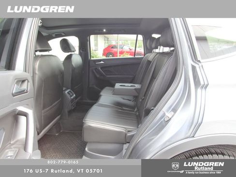 Used 2023 Volkswagen Tiguan SE R-Line image 29