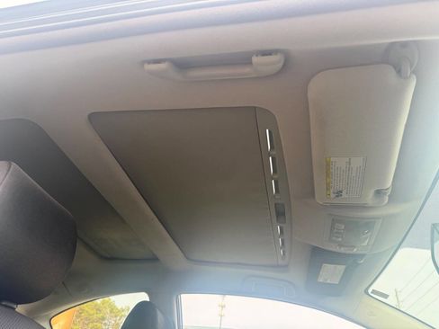 Used 2010 Scion tC image 19