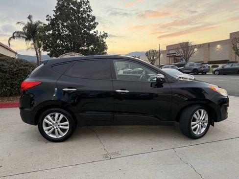 Used 2011 Hyundai Tucson Limited w/ Premium Pkg 3 image 5