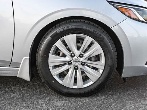 Used 2020 Nissan Sentra S image 13