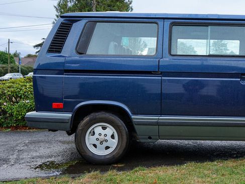 Used 1989 Volkswagen Vanagon image 10