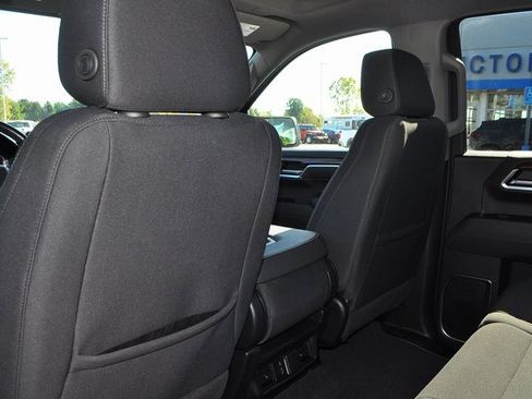 Used 2022 Chevrolet Silverado 1500 RST image 14