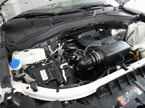 Used 2020 Ford Explorer XLT w/ Equipment Group 202A AWD/4WD image 56