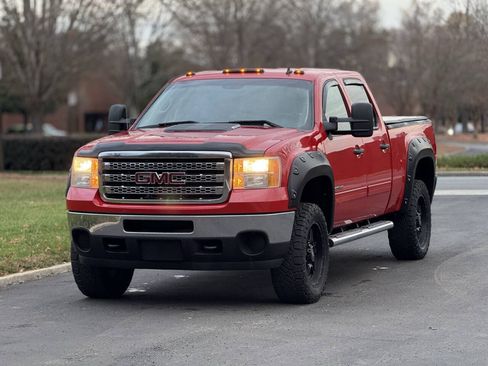 Used 2013 GMC Sierra 2500 SLE w/ Snow Plow Prep Package AWD/4WD image 3
