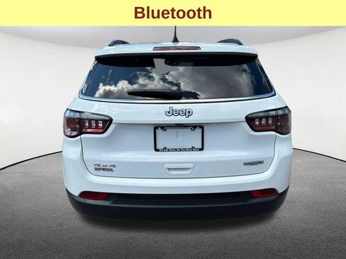 Used 2023 Jeep Compass Latitude AWD/4WD image 10