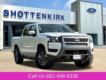 Used 2025 Nissan Frontier SV w/ Tow Package
