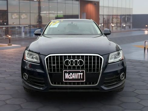 Used 2017 Audi Q5 2.0T Premium Plus w/ Technology Package image 2