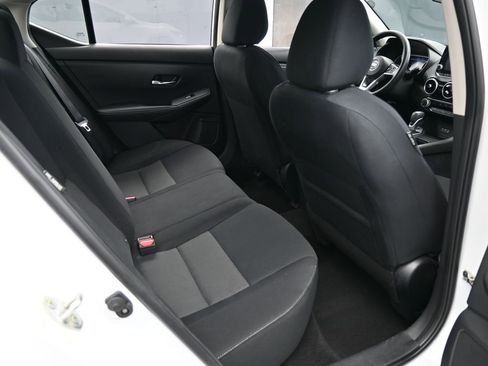 Used 2023 Nissan Sentra SV image 42