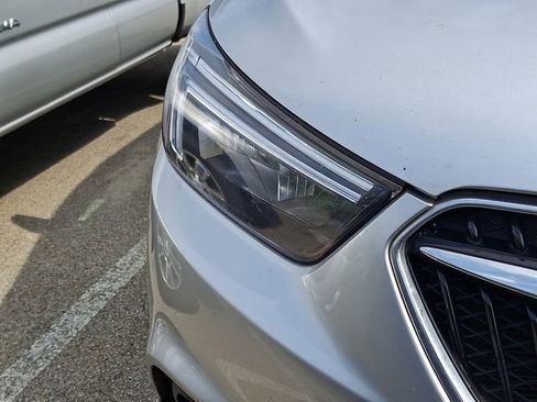 Used 2019 Buick Encore Preferred image 4