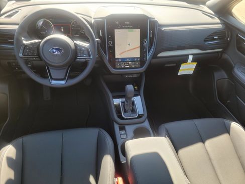 New 2025 Subaru Forester Limited w/ Popular Package image 5