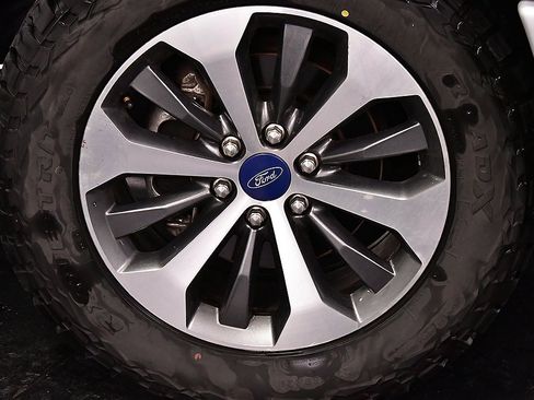 Used 2019 Ford F150 XL w/ Equipment Group 101A Mid image 9