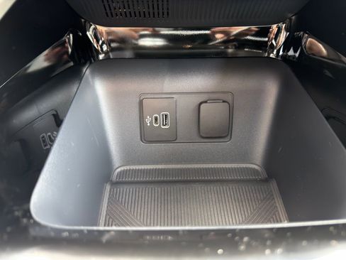 New 2026 Ford Explorer Platinum w/ LUX Leather Package image 25