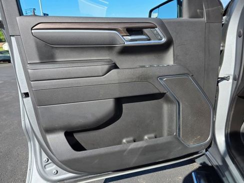 Used 2023 Chevrolet Silverado 1500 LT w/ Protection Package AWD/4WD image 16
