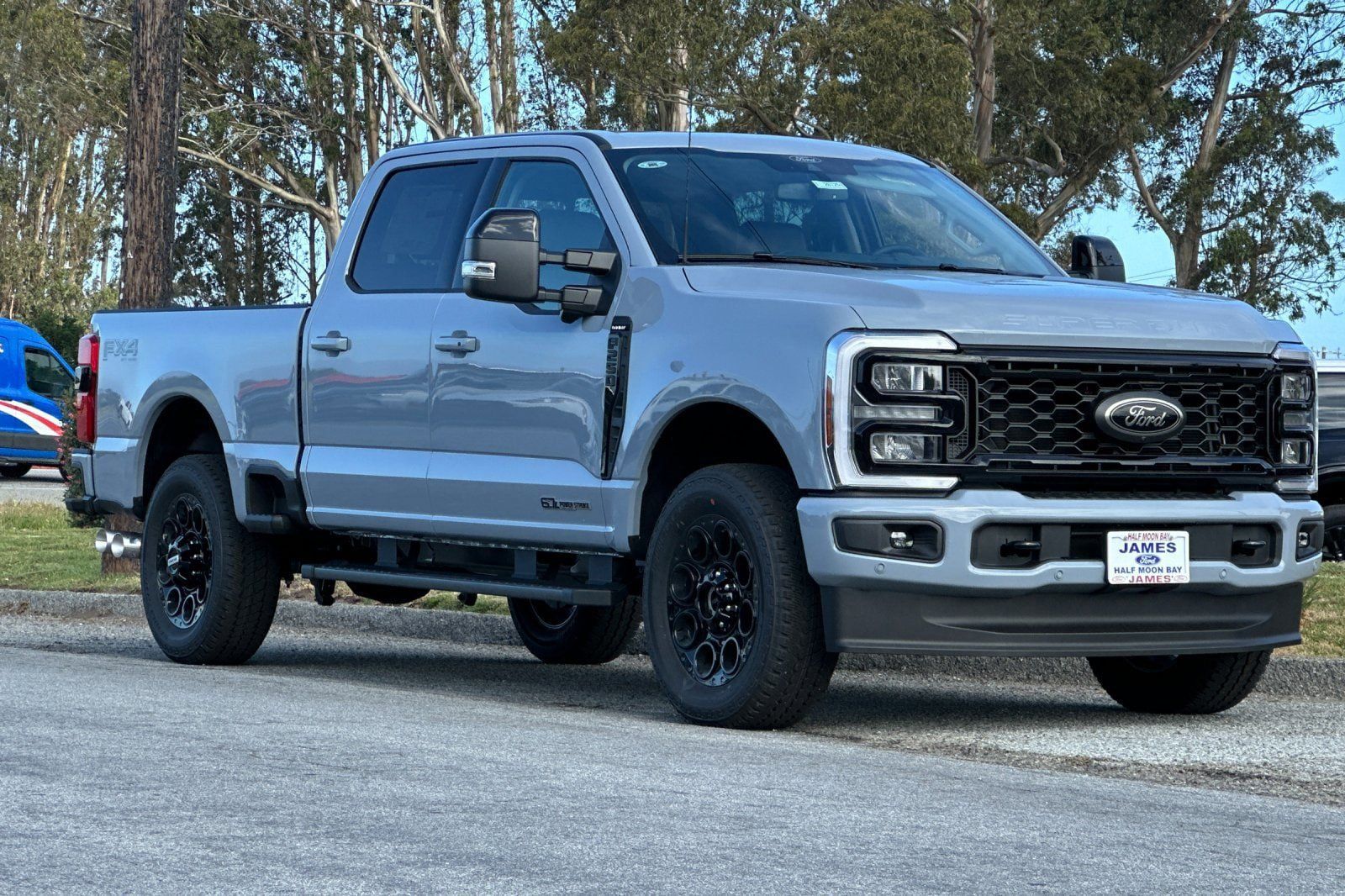 New 2026 Ford F250 Lariat w/ Black Appearance Package AWD/4WD image 7