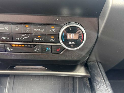 Used 2021 Ford Expedition Max XLT AWD/4WD image 34