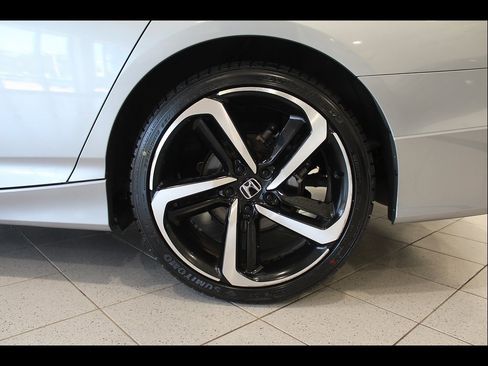 Certified 2022 Honda Accord Sport image 10