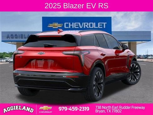 New 2025 Chevrolet Blazer EV RS image 4