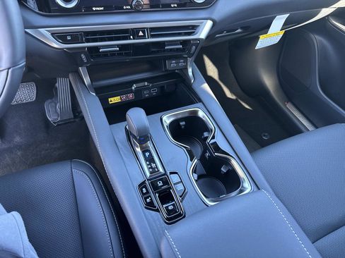 New 2026 Lexus RX 450h AWD image 27