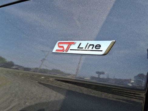 Used 2022 Ford Edge ST-Line w/ Class II Trailer Tow Package image 15