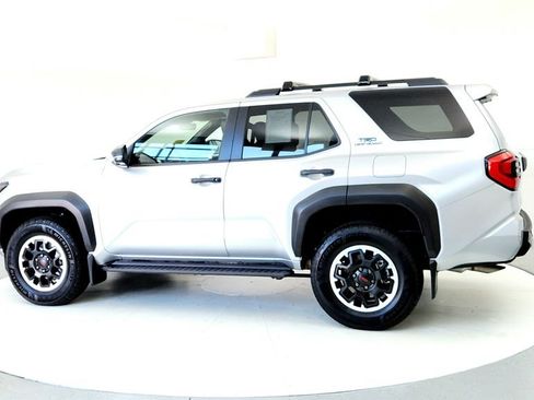 Used 2025 Toyota 4Runner TRD Off-Road Premium w/ Tow Technology Package AWD/4WD image 4