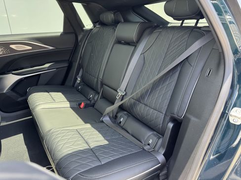 New 2026 Cadillac Lyriq V image 12