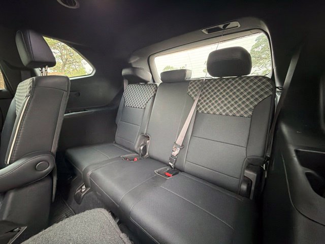 Used 2024 GMC Acadia Denali w/ LPO, Floor Liner Package FWD image 13