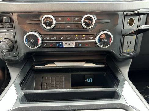 Used 2025 Ford F250 Platinum AWD/4WD image 22