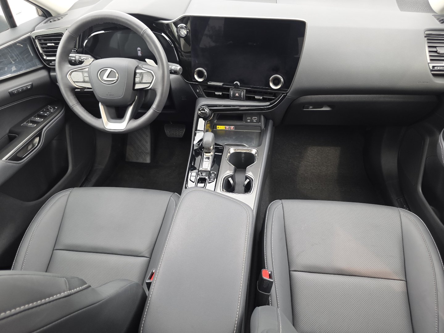 Used 2025 Lexus NX 350 AWD w/ Accessory Package (2T) image 21