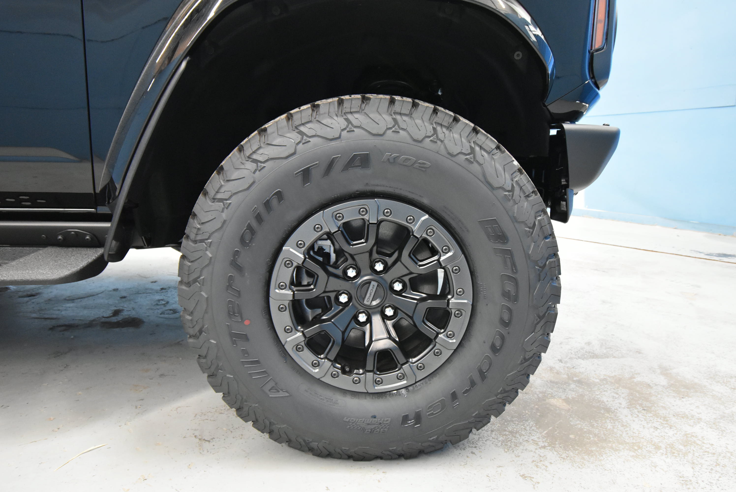 New 2026 Ford Bronco Raptor AWD/4WD image 30