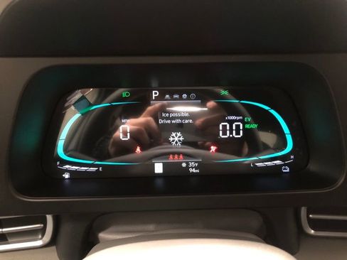New 2026 Hyundai Elantra Hybrid FWD image 25