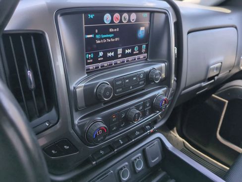 Used 2018 Chevrolet Silverado 1500 LT w/ True North Edition AWD/4WD image 26
