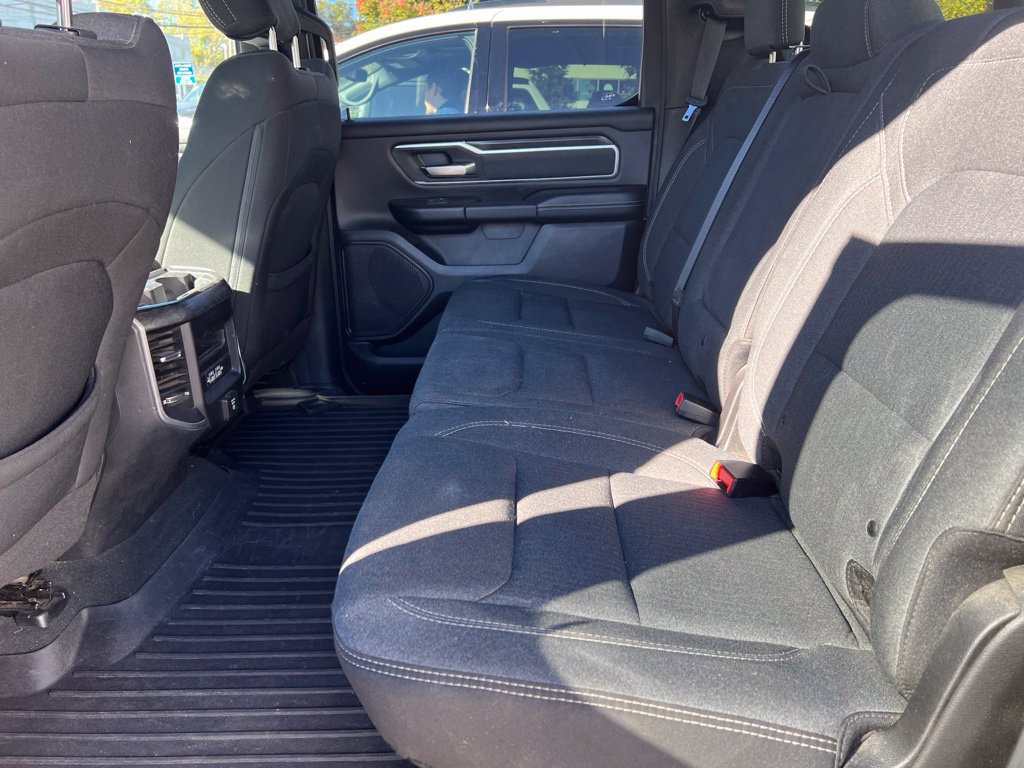 Used 2019 RAM 1500 Big Horn AWD/4WD image 11