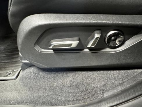 Used 2025 Acura MDX FWD w/ Technology Package image 9