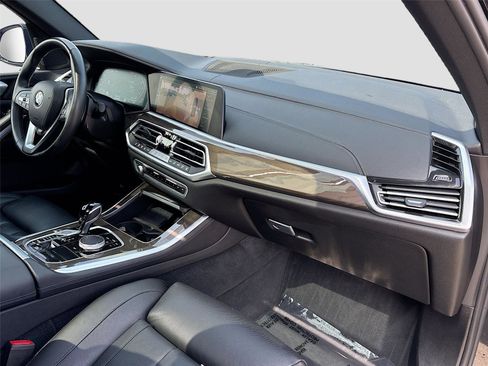 Used 2022 BMW X5 sDrive40i w/ Luxury Seating Package image 30