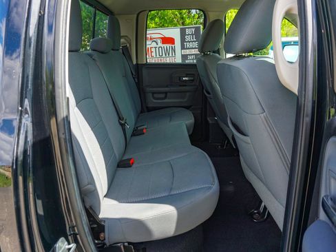 Used 2014 RAM 1500 Classic SLT AWD/4WD image 19