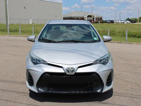 Used 2019 Toyota Corolla SE FWD image 4