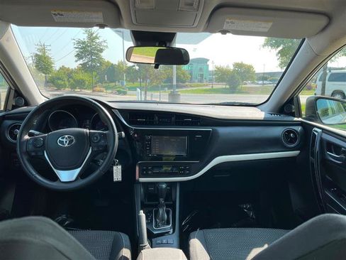 Used 2017 Toyota Corolla iM w/ All-Weather Mat Package FWD image 27