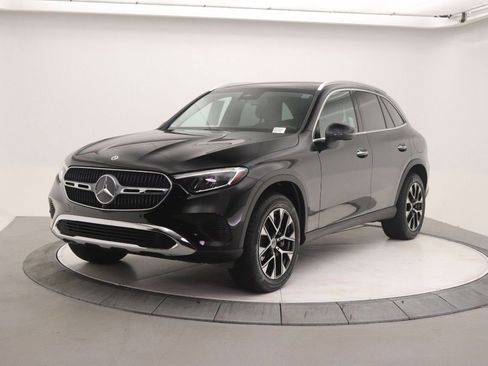 Certified 2025 Mercedes-Benz GLC 350e 4MATIC image 3