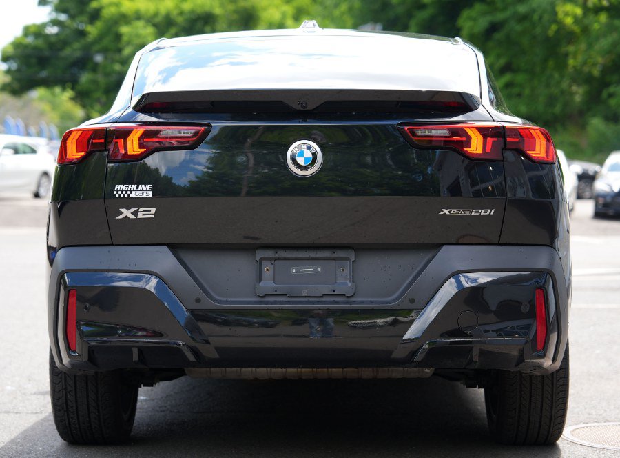 Used 2025 BMW X2 xDrive28i w/ Convenience Package AWD/4WD image 5
