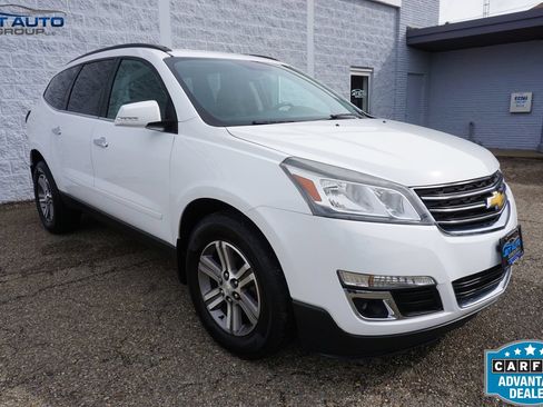 Used 2017 Chevrolet Traverse LT AWD/4WD image 1