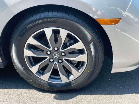 Certified 2023 Honda Odyssey EX-L image 7