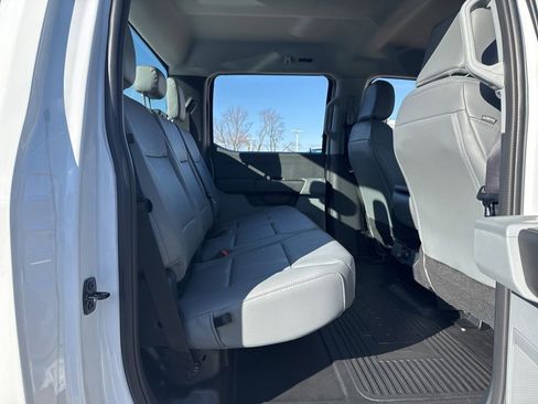 New 2026 Ford F250 XL w/ XL Chrome Package image 20