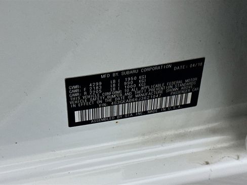 Used 2018 Subaru Impreza 2.0i Premium image 12