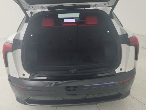 Certified 2024 Chevrolet Blazer EV RS image 37