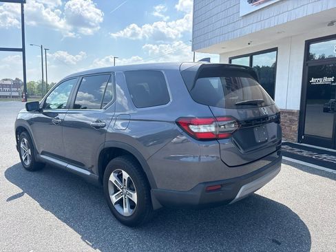 Used 2023 Honda Pilot EX-L image 5
