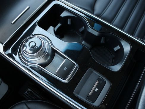 Used 2019 Ford Edge SEL w/ Equipment Group 201A FWD image 40