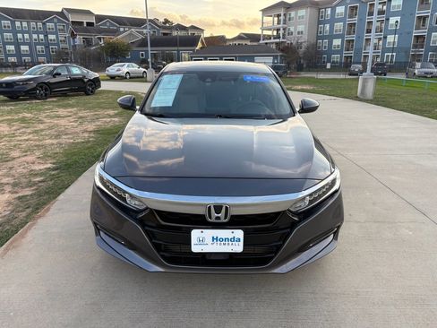 Certified 2019 Honda Accord EX image 3