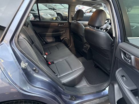 Used 2016 Subaru Outback 2.5i Limited image 13