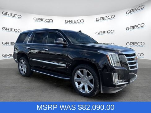 Certified 2019 Cadillac Escalade Luxury RWD image 1